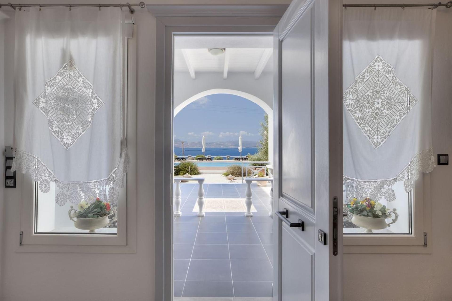 Miland Suites Adamantas  Exteriér fotografie
