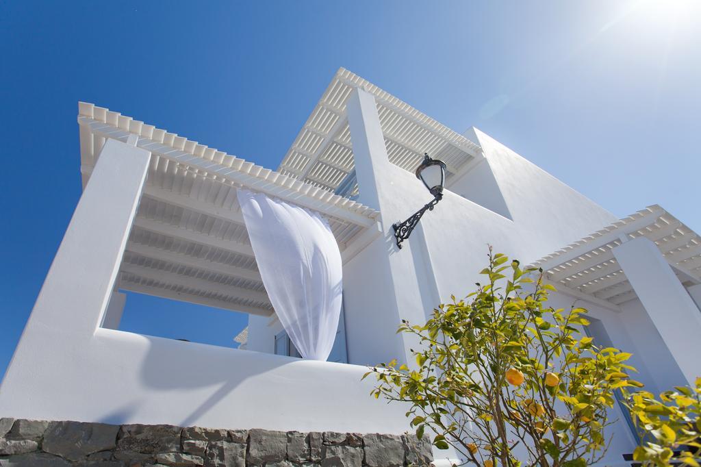 Miland Suites Adamantas  Exteriér fotografie
