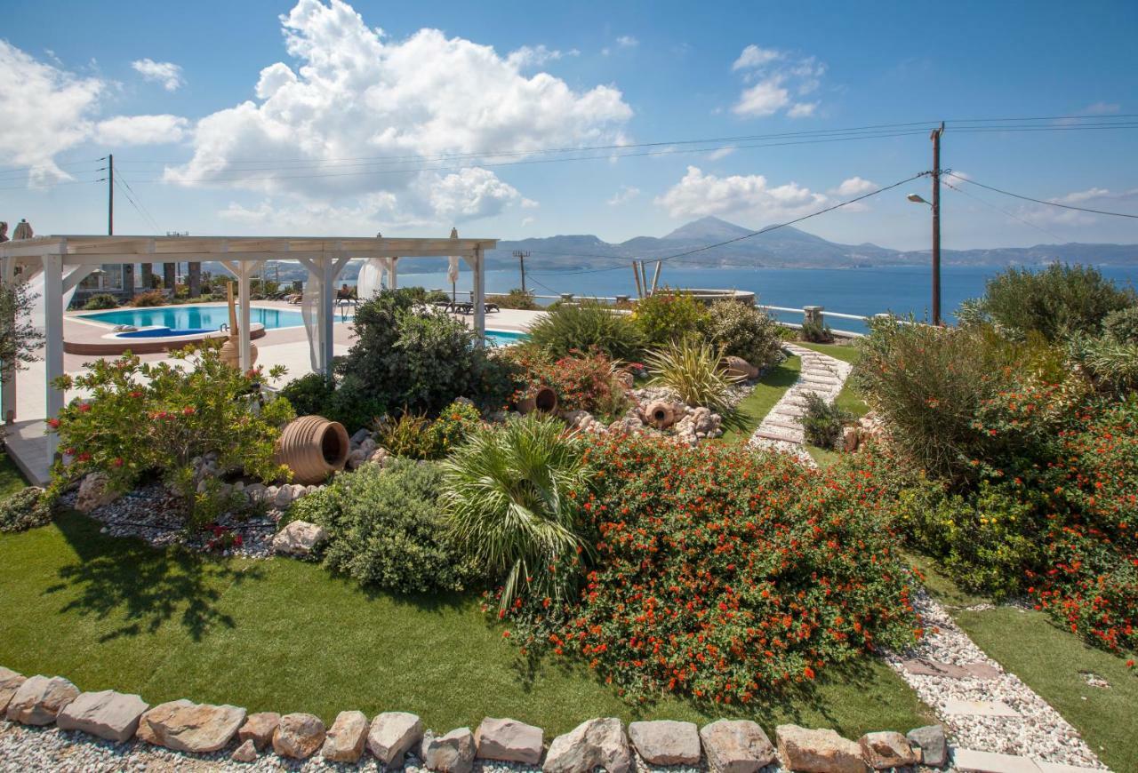 Miland Suites Adamantas  Exteriér fotografie