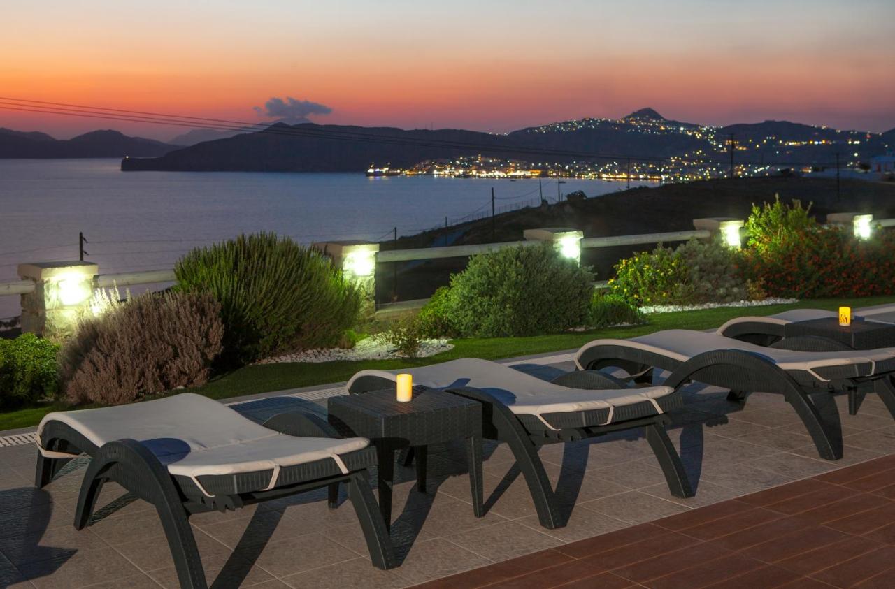 Miland Suites Adamantas  Exteriér fotografie